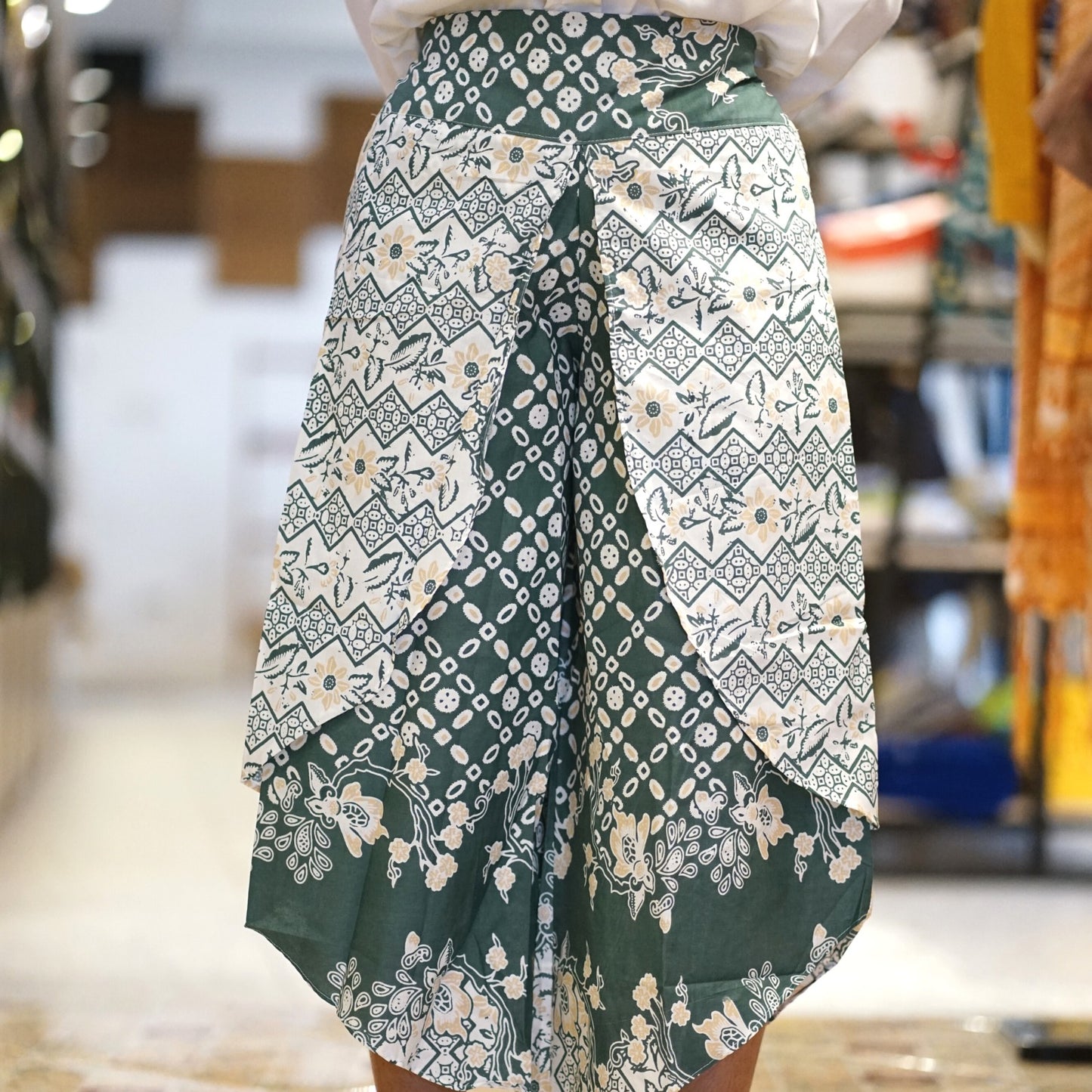 Celana Sayap Batik