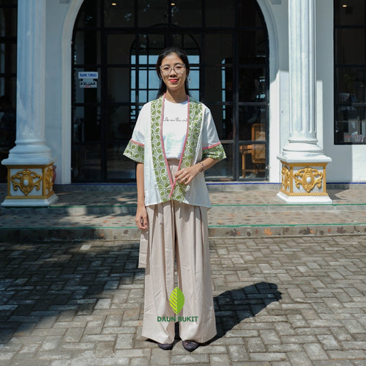 Cardigan Kimono Kawung Pendek