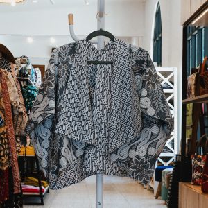 Cardigan Batik Nah Gee