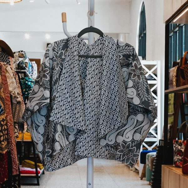 Cardigan Batik Nah Gee