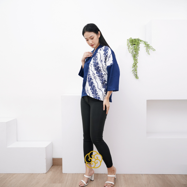 Batik Wanita Blouse Kimono Batik Anggraini Motif Parang Denmas Batik