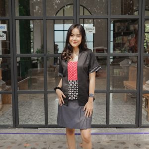 Andini Blouse Kutubaru Linen Batik Wanita Motif Kawung