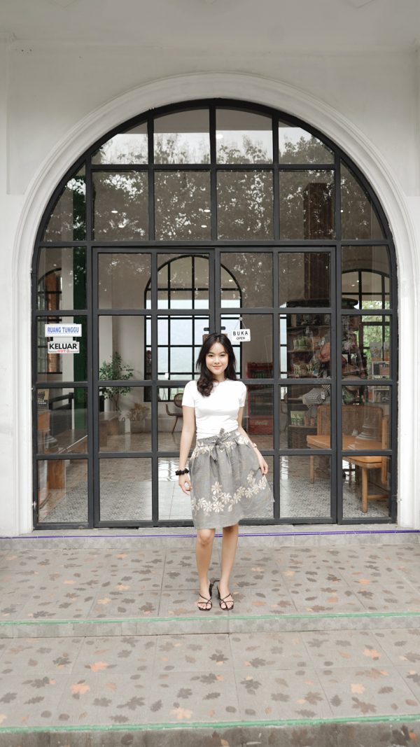 Rok Batik Wanita Pendek Nadjwa
