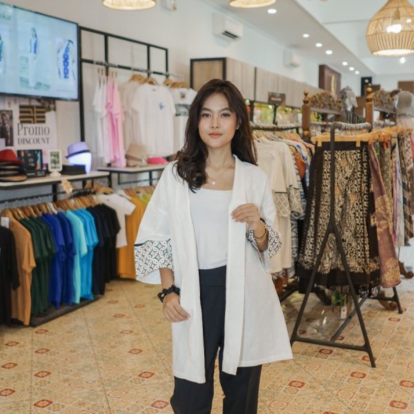 Outer Wanita - Kartika Outer Motif Batik