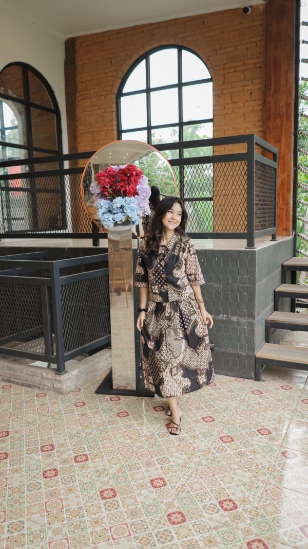 Set Batik Wanita - Atasan dan Bawahan Batik