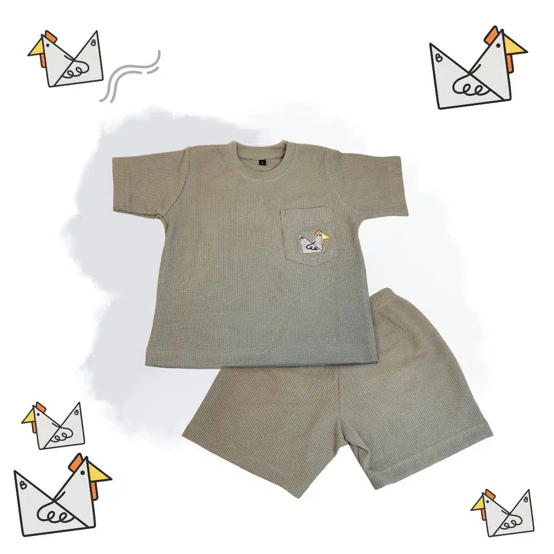 One Set Kids Tshirt Khaki Motif Origami Ayam Jago (Waffle Premium)