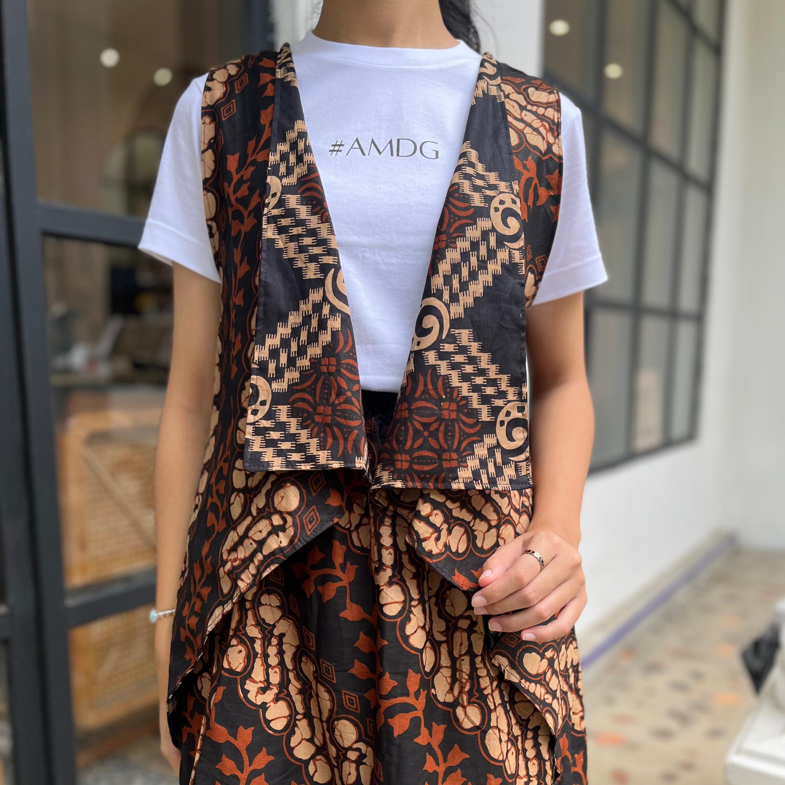 Batik Wanita - One Set Jehan Batik Sogan (Outer + Rok)